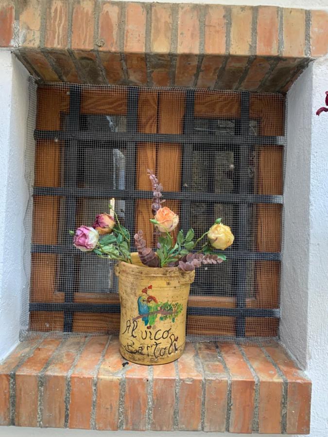 Al Vico Bartoli Suite Room Mazzarino Exterior photo