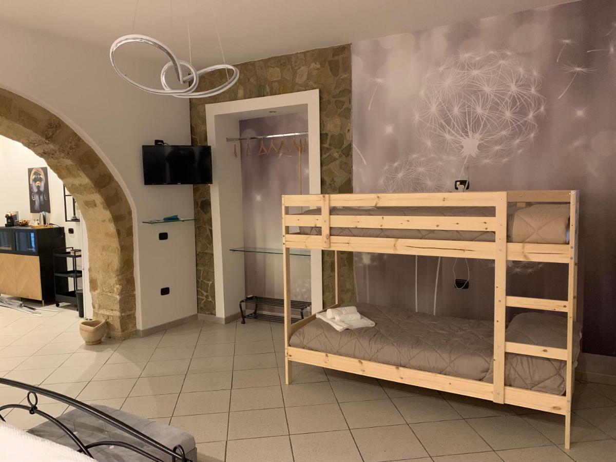 Al Vico Bartoli Suite Room Mazzarino Exterior photo
