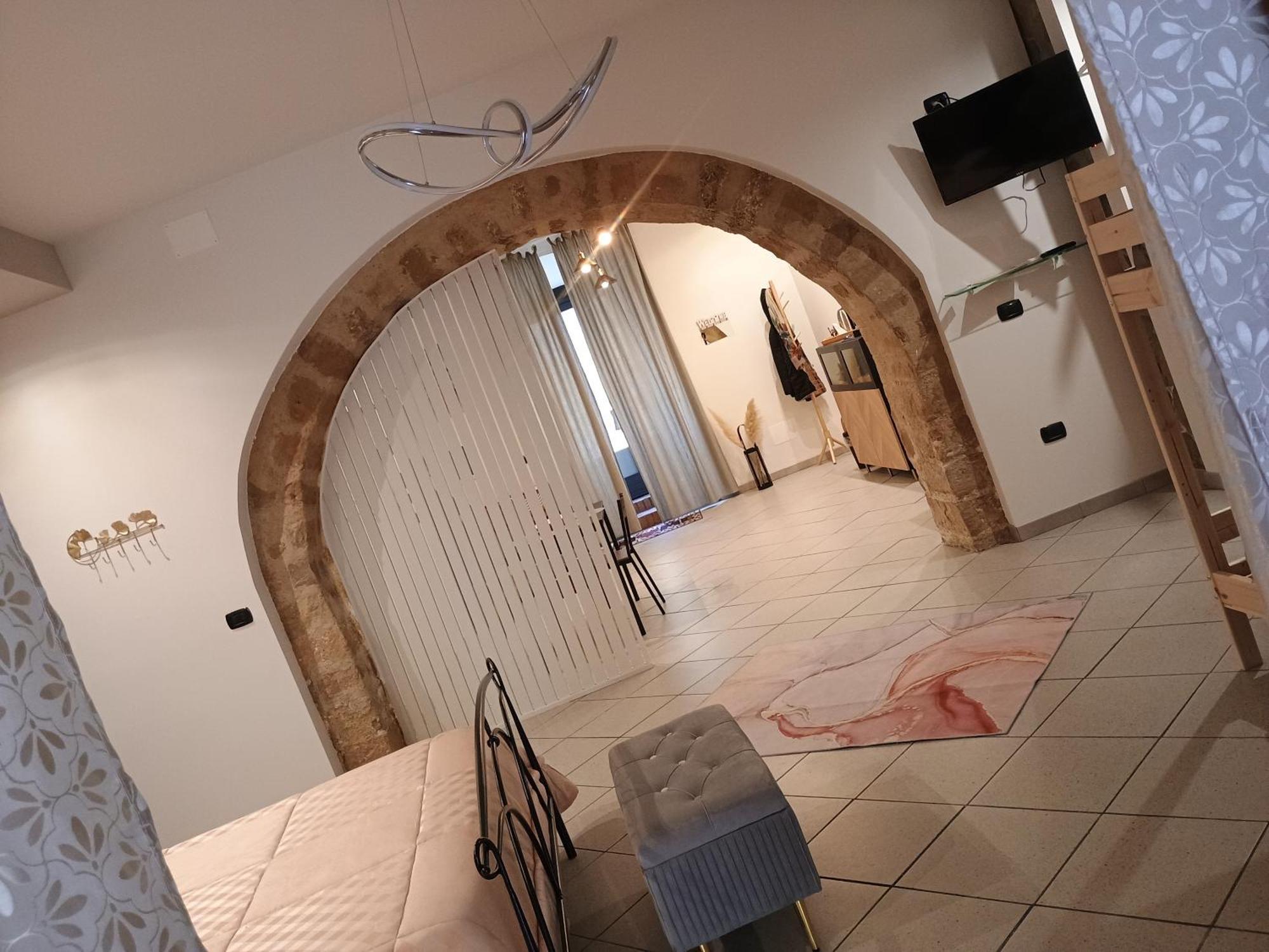 Al Vico Bartoli Suite Room Mazzarino Exterior photo