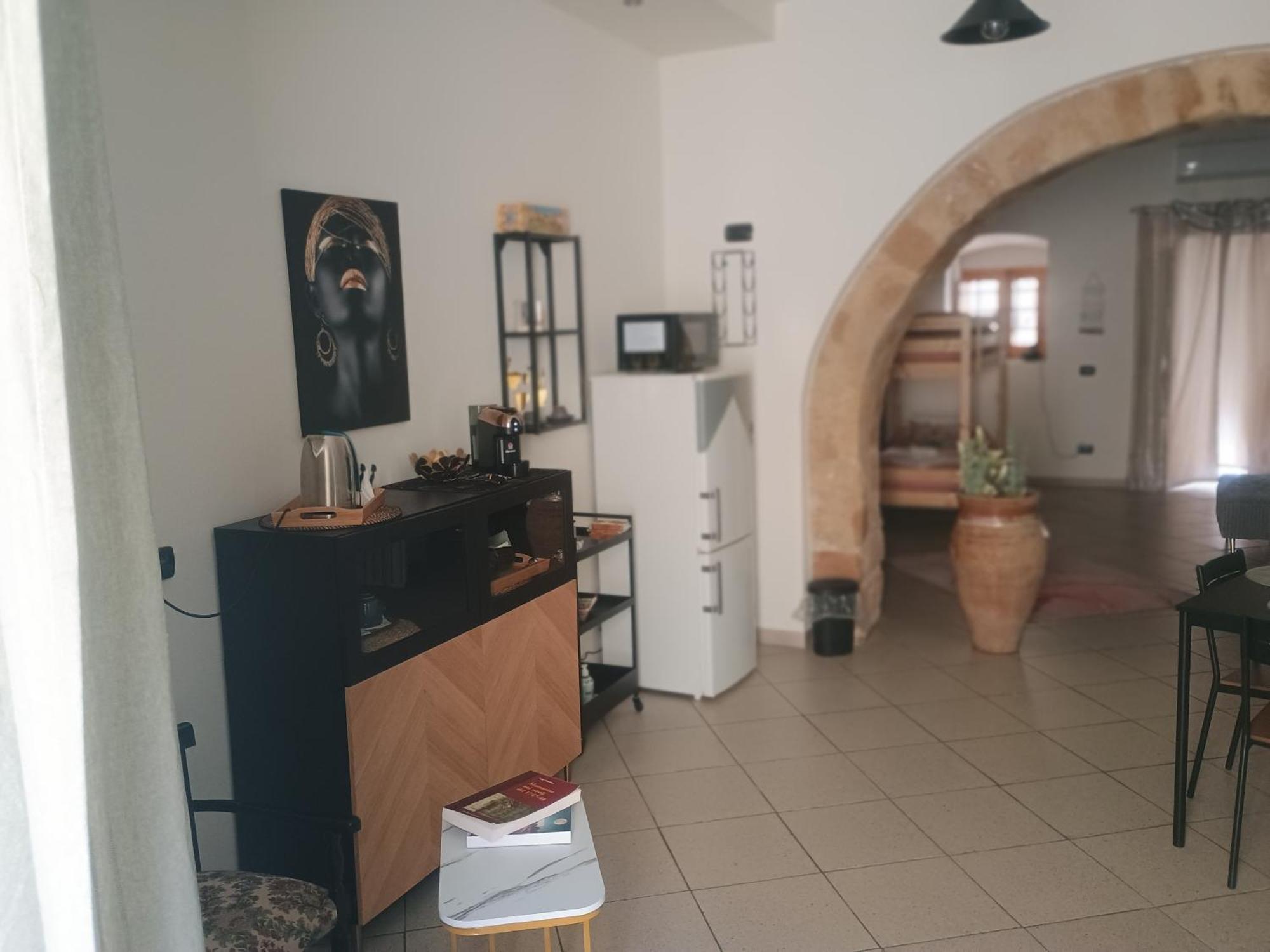 Al Vico Bartoli Suite Room Mazzarino Exterior photo